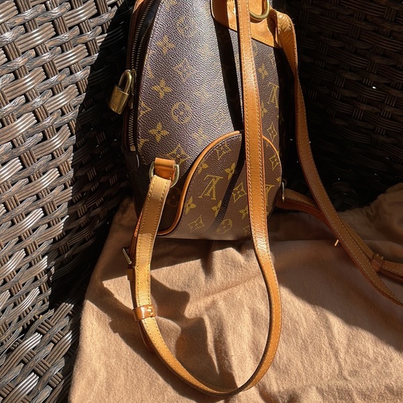 Beautiful like new monogram Louis Vuitton - Picture 9 of 9